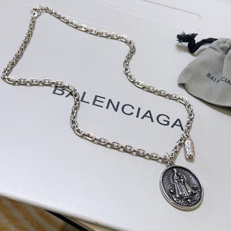 Balenciaga Necklaces - Click Image to Close